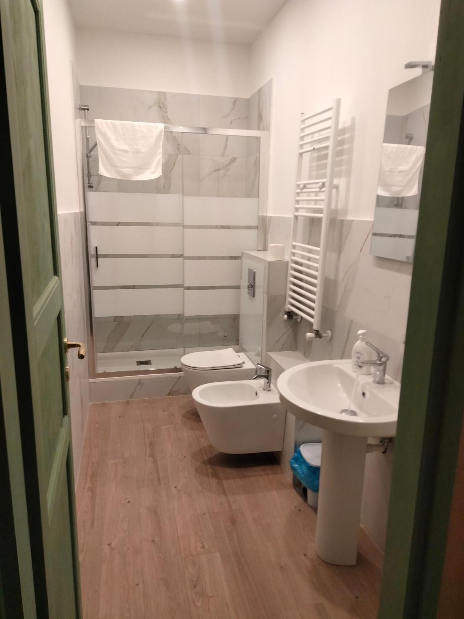 San Petronio Room And Suite Rooms - By Bolognacentro Luxuryh Εξωτερικό φωτογραφία